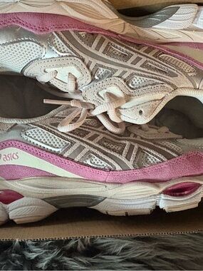 💓ASICS GEL-NYC Sneakers- Cream / Mineral Beige